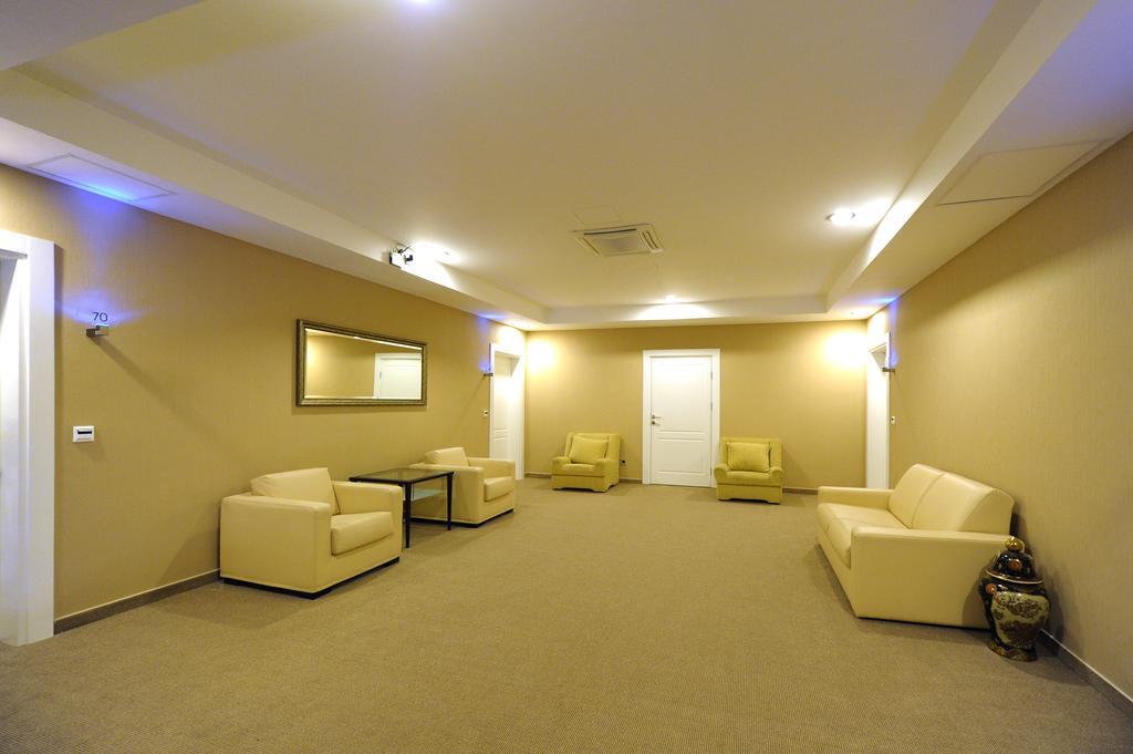 Hotel 1000 Ruza Belgrad Dış mekan fotoğraf